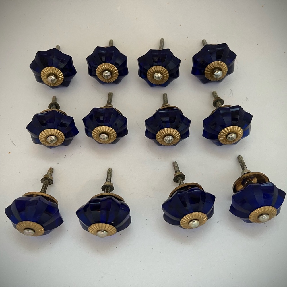 Lot of 12 Glass Cabinet Knobs